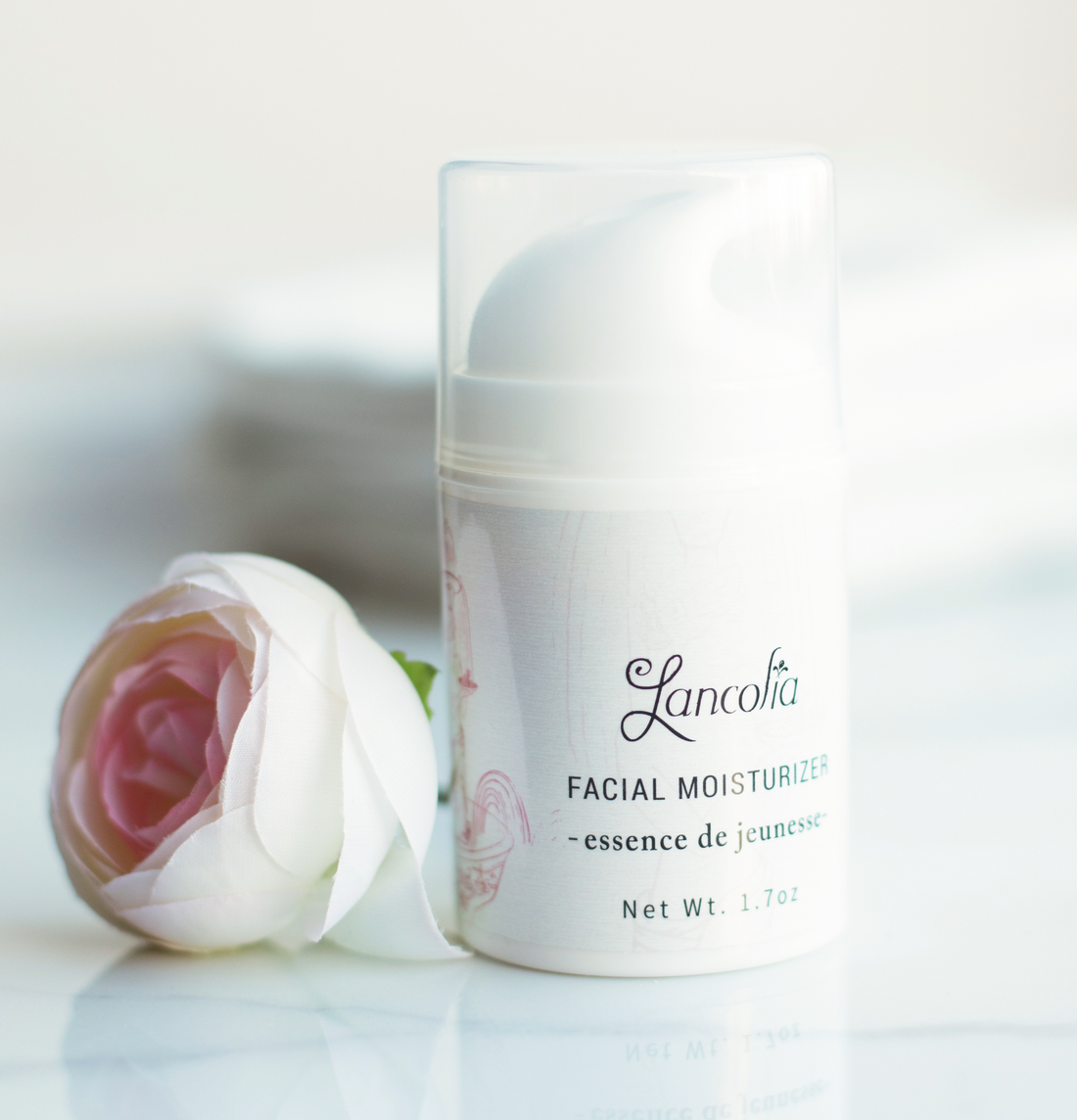 Introducing Lancolia’s best-selling facial moisturizer and anti-aging cream: “Essence de Jeunesse”