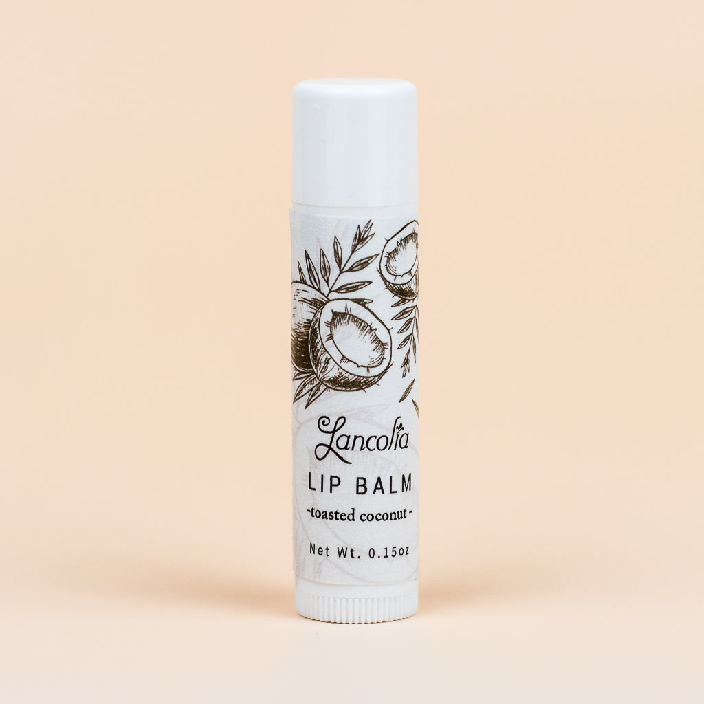 coconut-scented-nourishing-lip-balm-lancolia